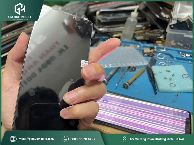 Nguyên nhân khiến OPPO Reno 5 Pro bị sọc màn hình