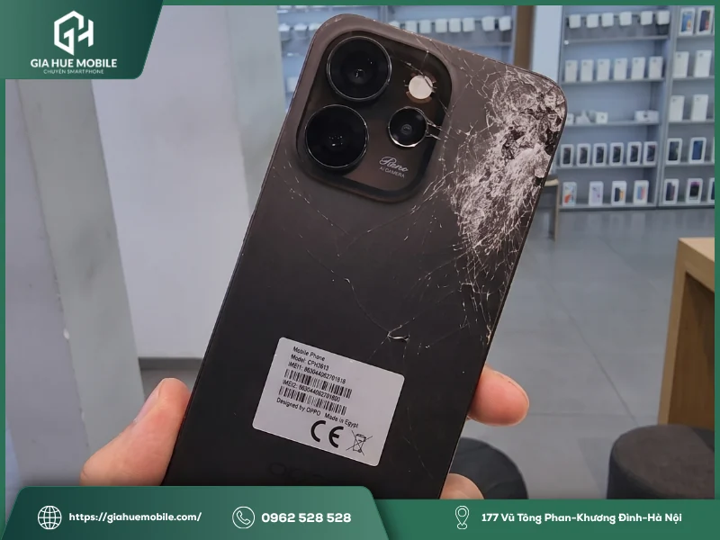 OPPO Reno 5 Pro vỡ kính có nên tiếp tục sử dụng?